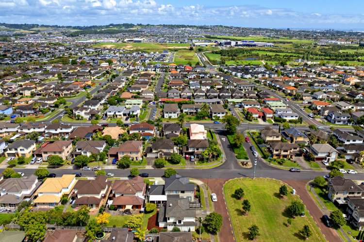 7 Oakville Avenue Flat Bush_34