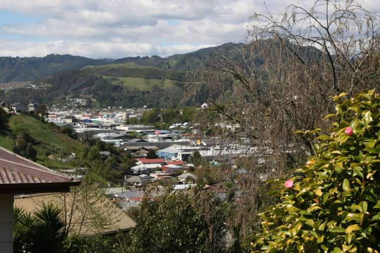 7 Hutson Street Toi Toi_5