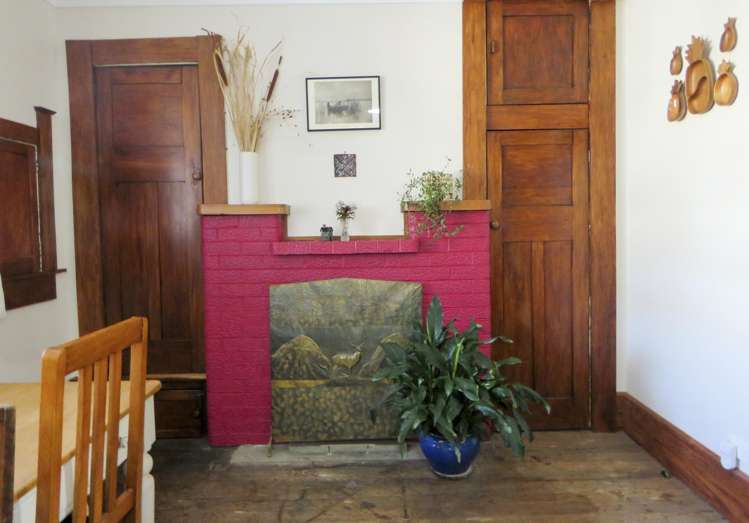 49 Shiel Street Reefton_6