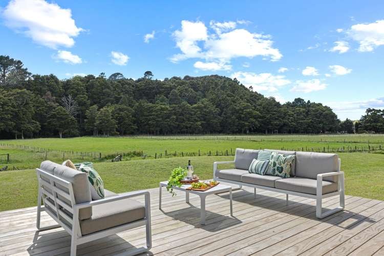 966 Kahikatea Flat Road_0