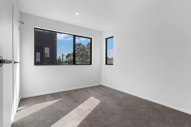 4/1 Roseberry Avenue Birkenhead_12