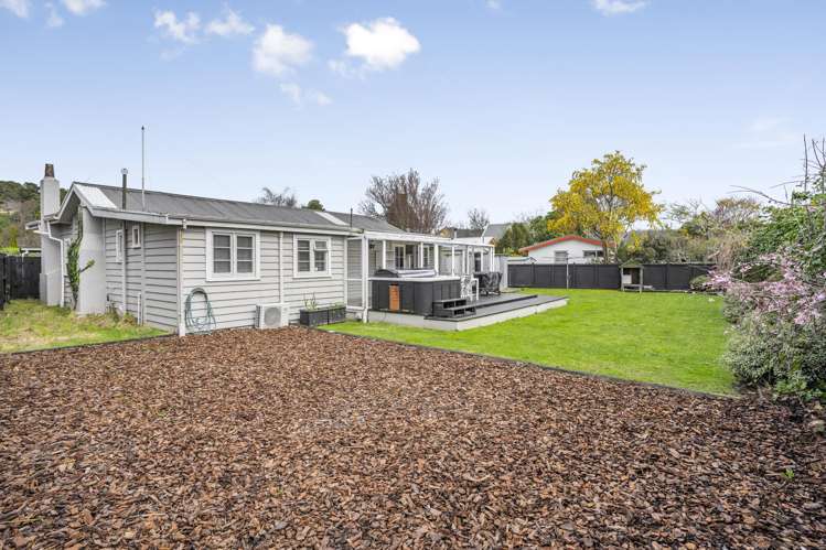 12A Heretaunga Square Silverstream_17