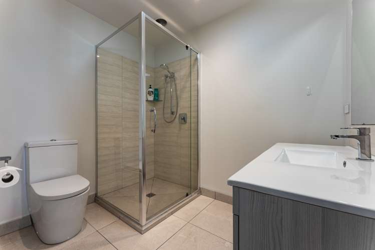 15 Watermill Lane Silverdale_6