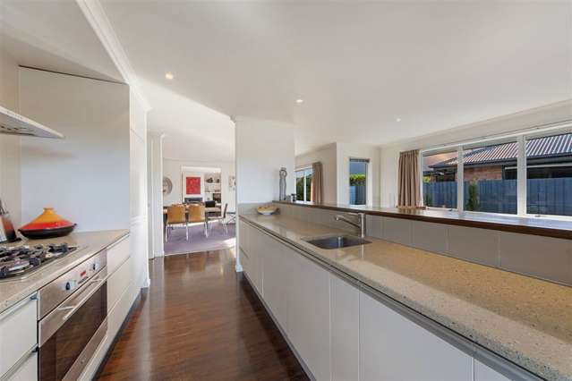 10 Vaughan Way Redwood_2