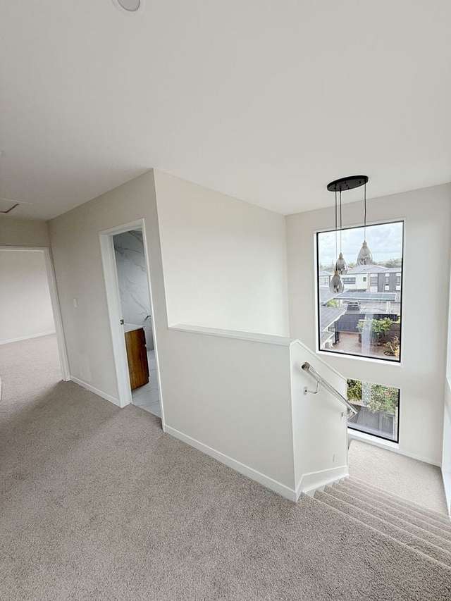 73 Hutchinsons Road Bucklands Beach_4