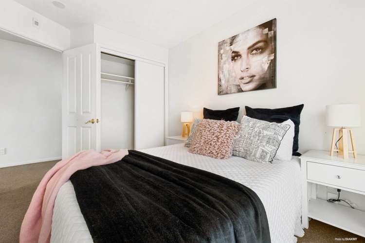 11/5 Cook Street Howick_5