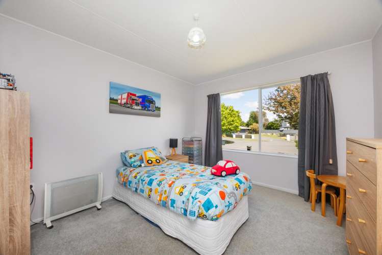 8 Ashdown Crescent Feilding_13