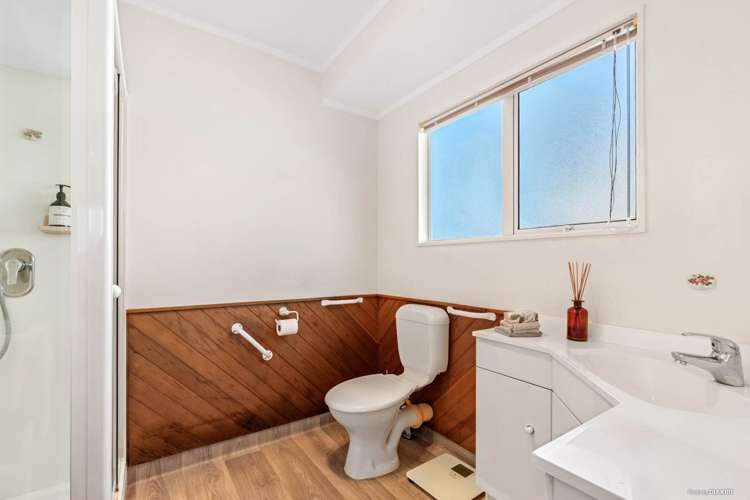 1/1 Masterton Road Rothesay Bay_10