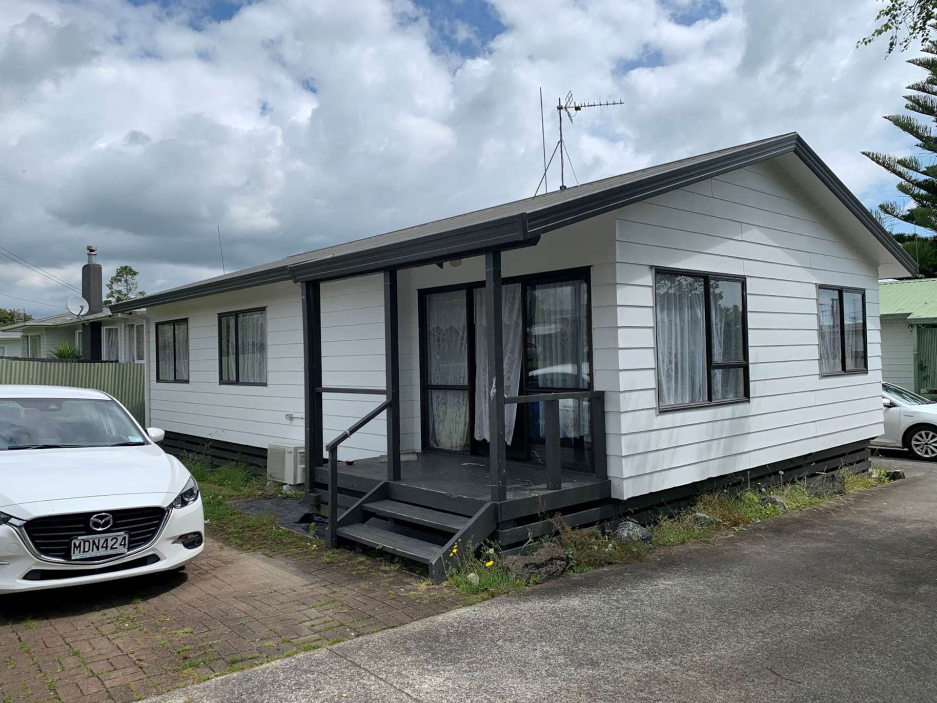 2/60 Cargill Street Papakura_0