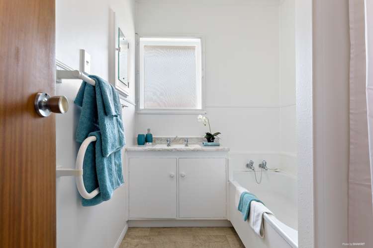 2/30 Campbell Road Onehunga_10