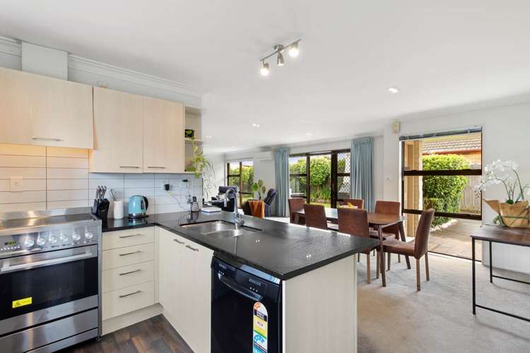 2/24 Erson Avenue Royal Oak_18