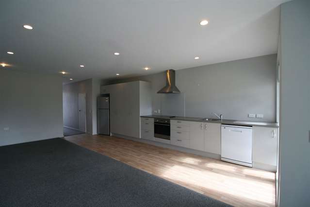 37 Eric Adam Way Linwood_3