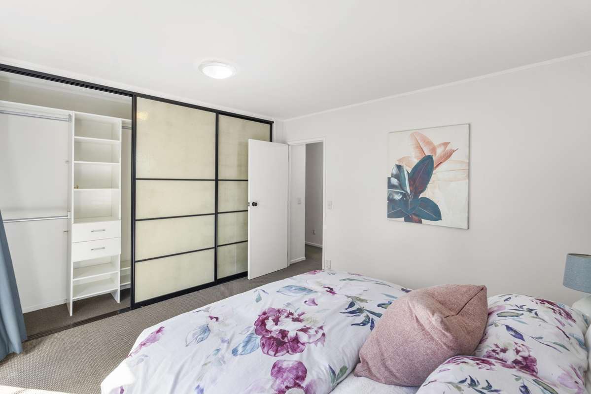 2/5 Hanlon Crescent_5