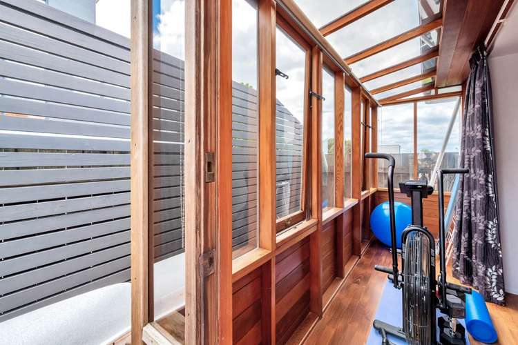 94a Rukutai Street Orakei_11