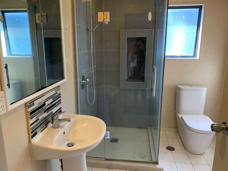 4/8 Soljak Place Mount Albert_11