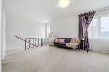 3/27 Cardwell Street_2