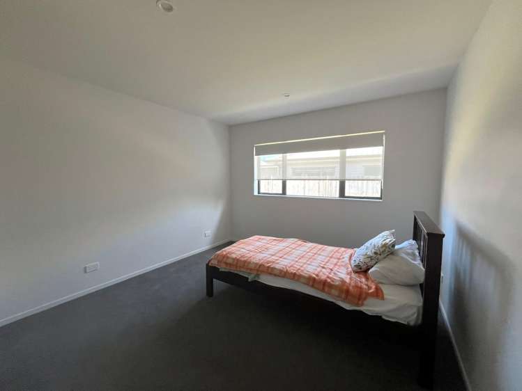 9 WHERIKO AVE "KAHAWAI POINT" Glenbrook_21