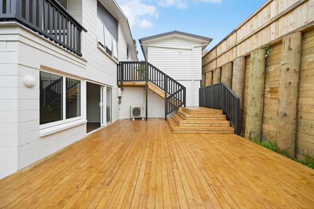 Fantastic Fully Renovated One Bedroom Unit