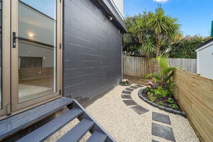 61 Knights Road Rothesay Bay_22