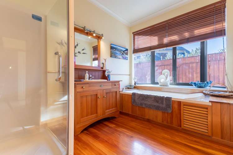 3 Shearwater Rise Paraparaumu Beach_20