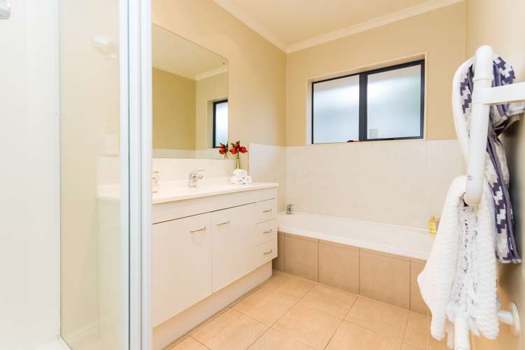 32 Tir Conaill Avenue Flat Bush_15