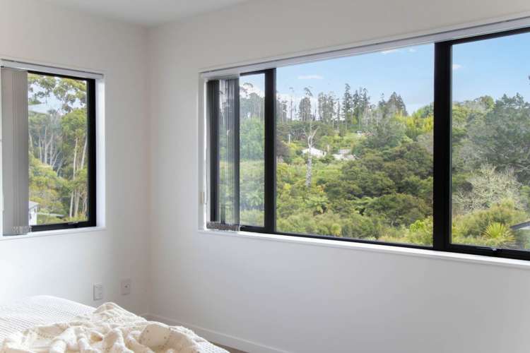 12 Kaimai Avenue Massey_16