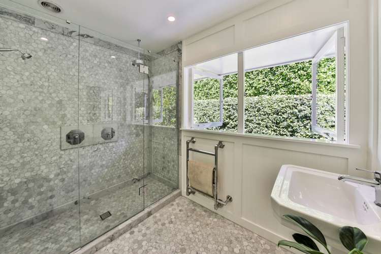 2/12 Bella Vista Road Herne Bay_8