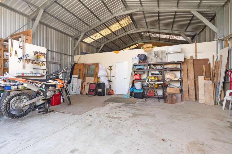 21A Pyle Road East One Tree Point_11