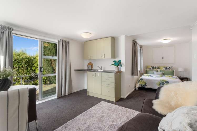 18 Burnett Street Calton Hill_16