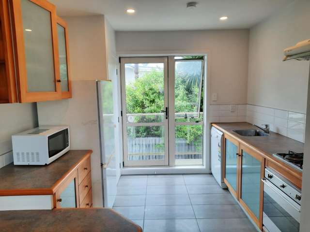 10/M Sylvan Ave East 1728_1