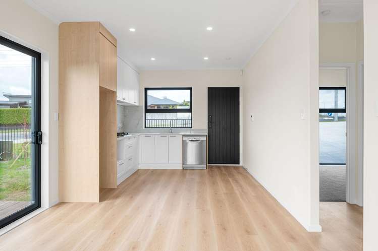 238 Baverstock Road Grandview Heights_22