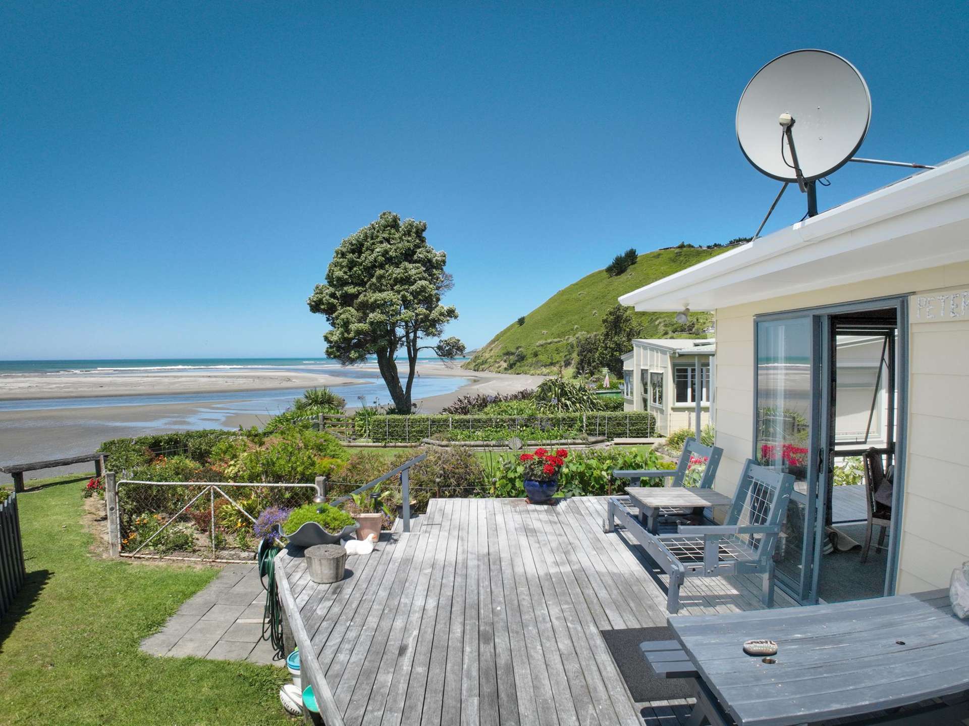 7 Oraka Road Māhia_0