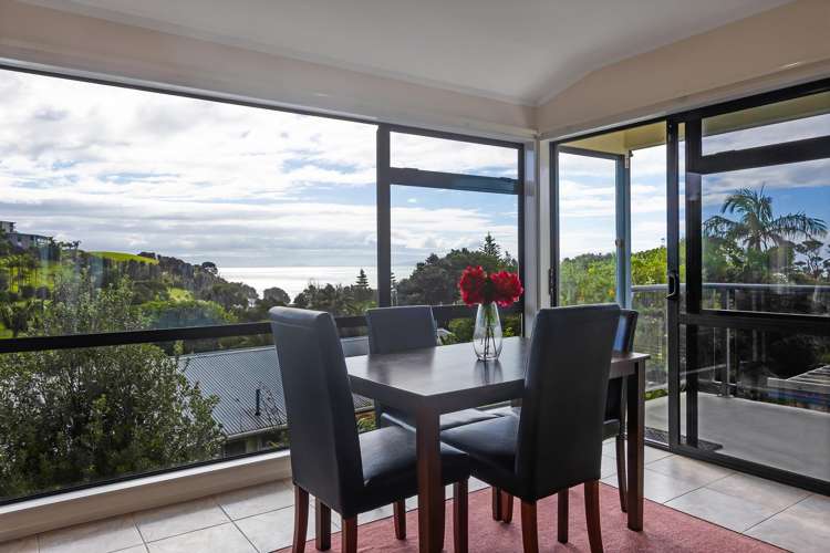 5A Seaview Road Cable Bay_8