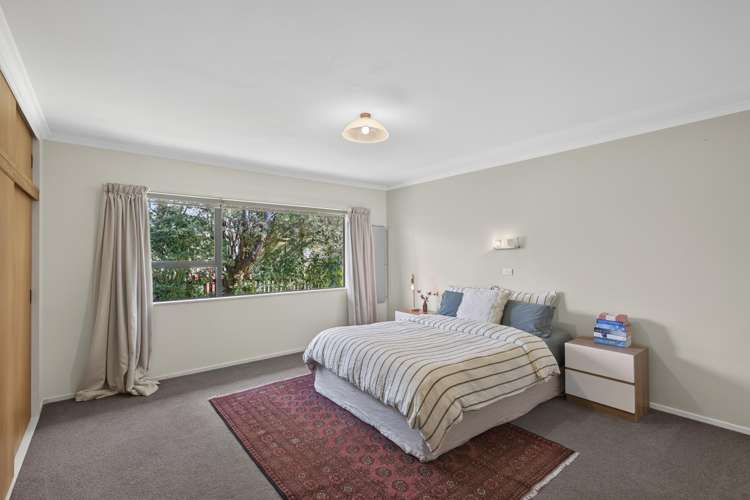 35 Old South Road Okato_16