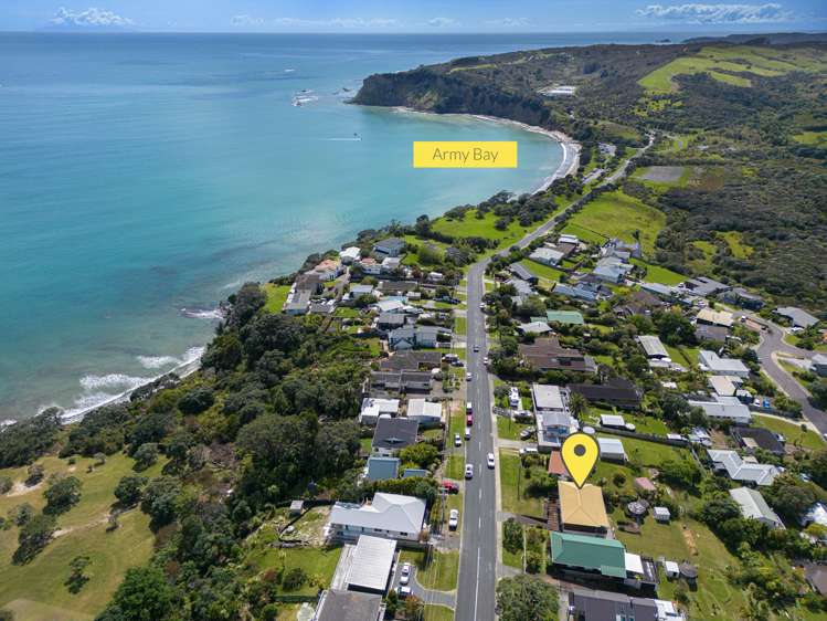 1435 Whangaparaoa Road Army Bay_26