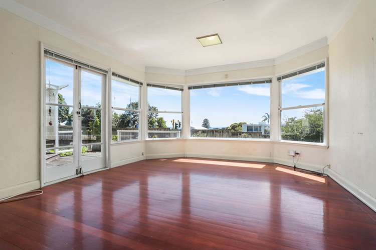 411 Lake Road Takapuna_10