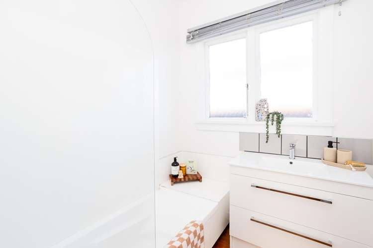 51 Newcastle Street Windsor_13