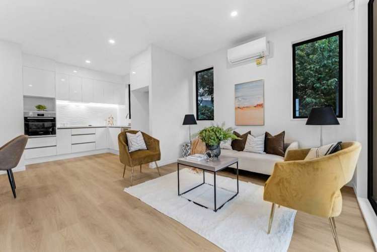 24A & 24B Zingaro Place Massey_4