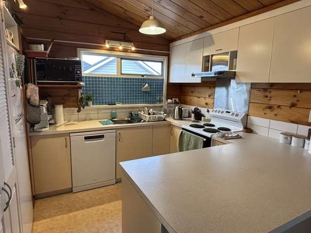 8A Anna Watson Road Half Moon Bay_1