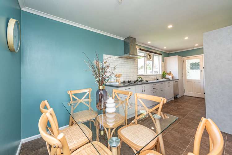 17 Caffray Avenue Aramoho_5