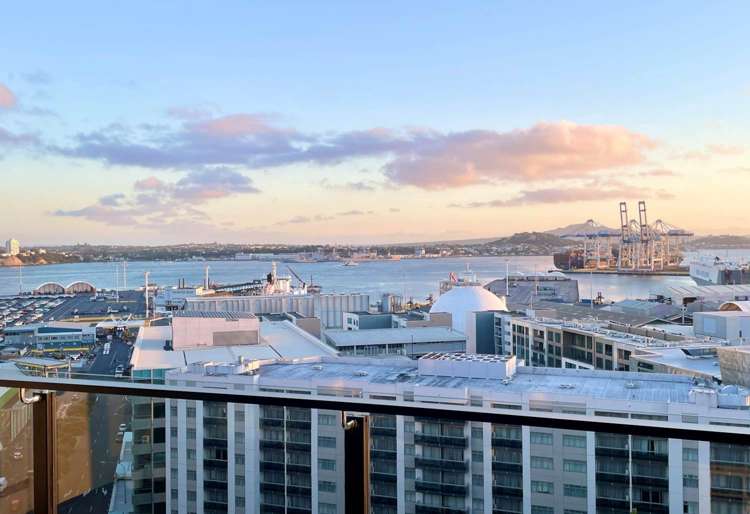 1202/70 Anzac Avenue City Centre_9