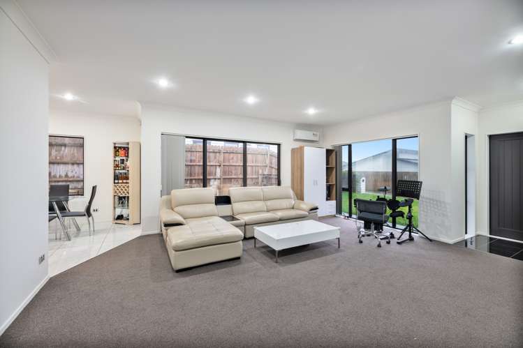 18 Midhurst Avenue Henderson_4