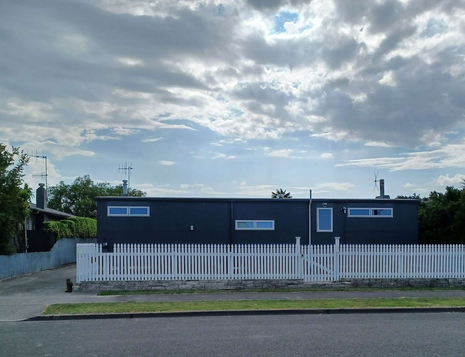 14 Merton Crescent Pirimai_0