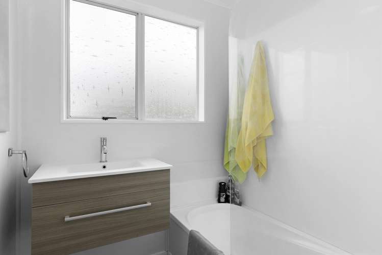 1/4 Beryl Grove Birchville_9