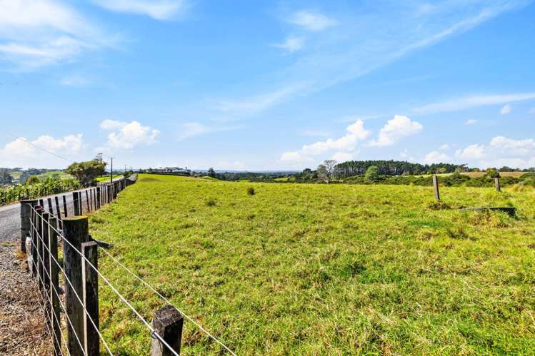 18 Peters Lane Taupaki_13