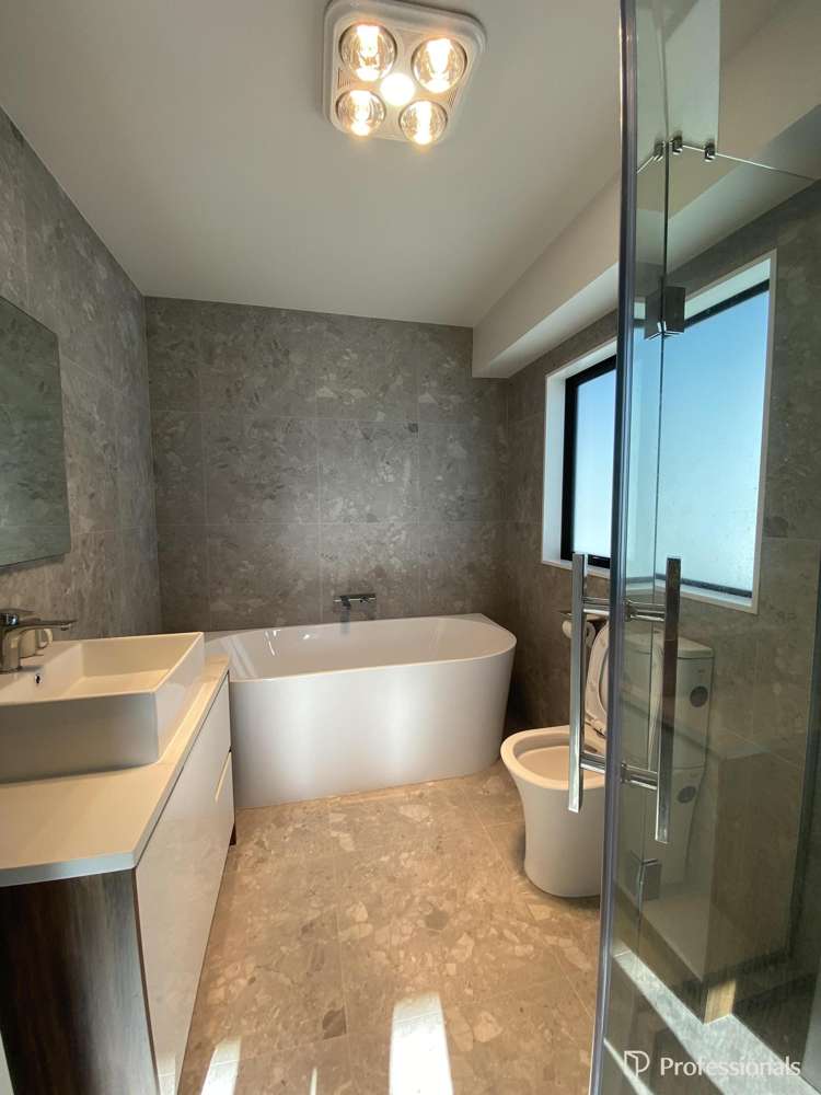 13 Sagitta Drive Flat Bush_17