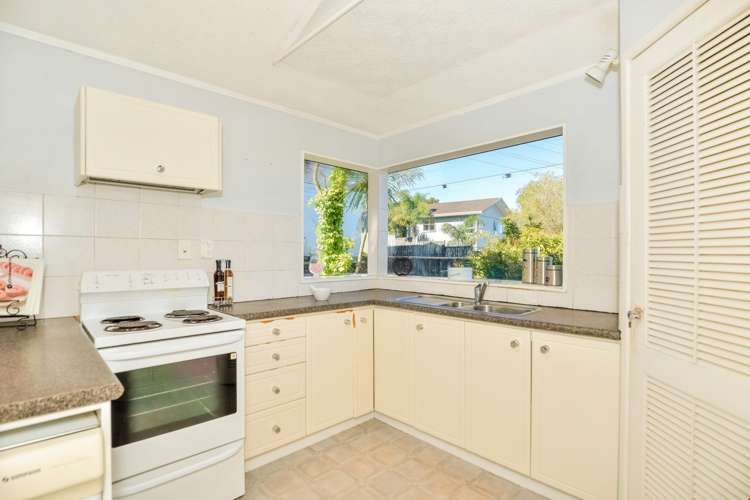 21 Thalia Place Totara Vale_20