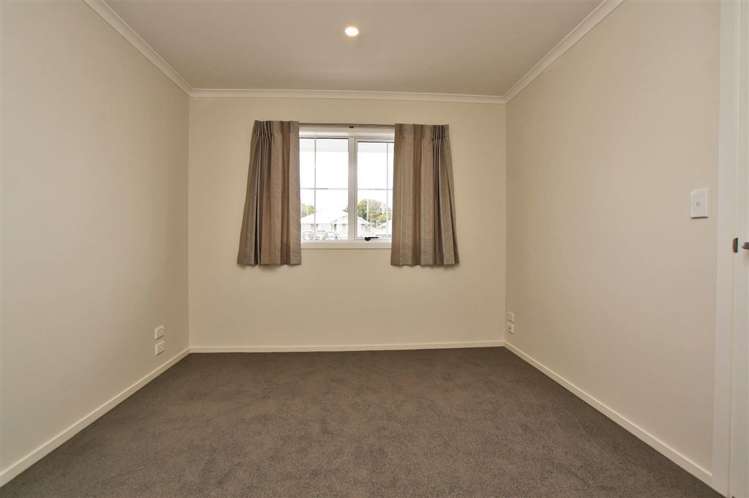 34 Queens Park Crescent Frankton_8