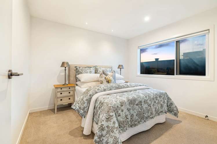 12 Archibald Drive Milldale_21