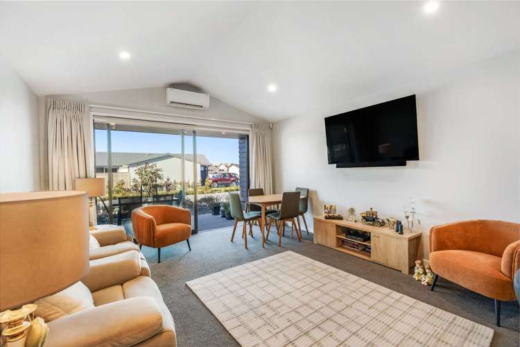 138/30 Bob Robertson Drive_0